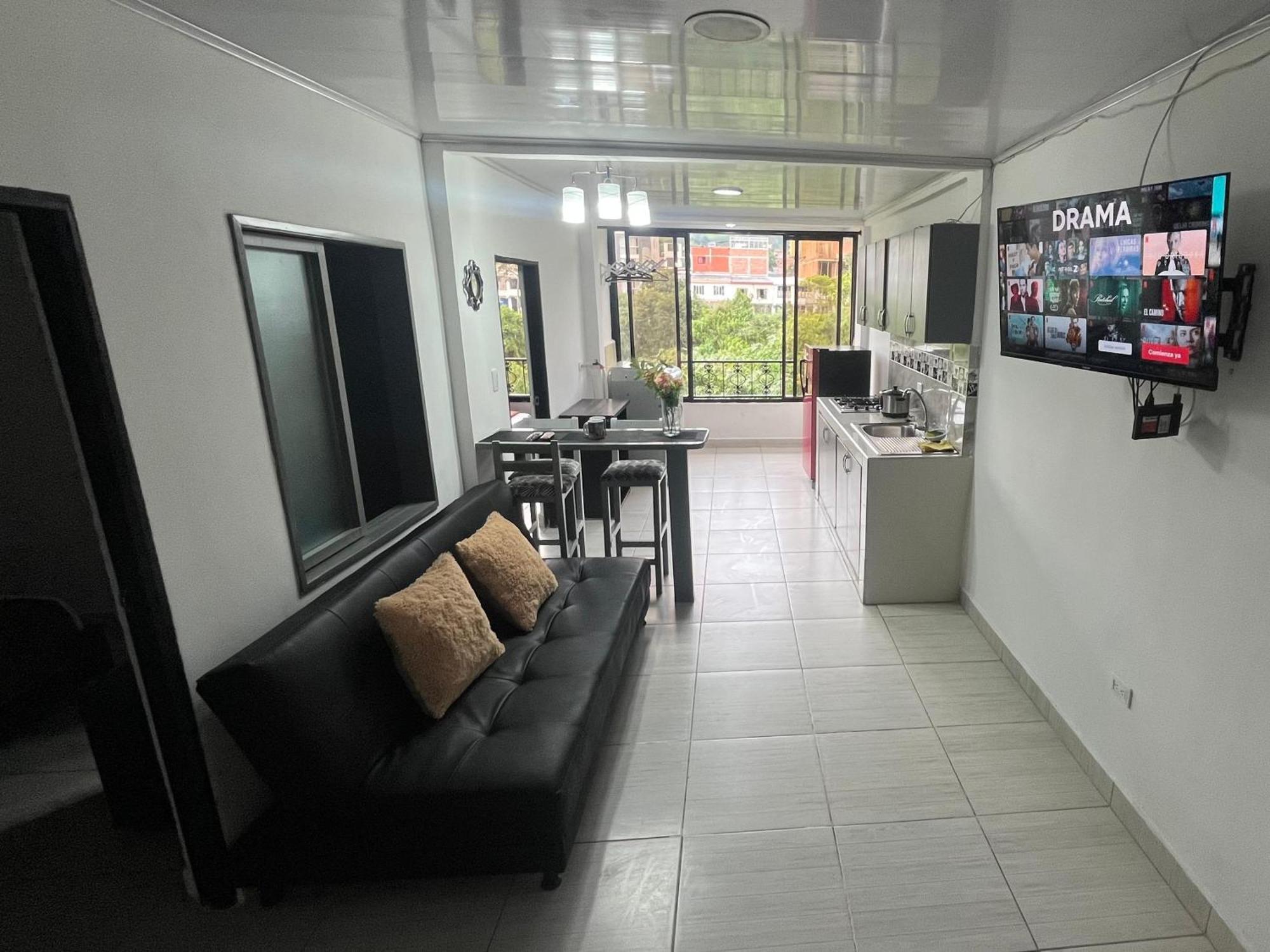 Apartamentos Family ซานตาโรซา เดกาบัล ภายนอก รูปภาพ